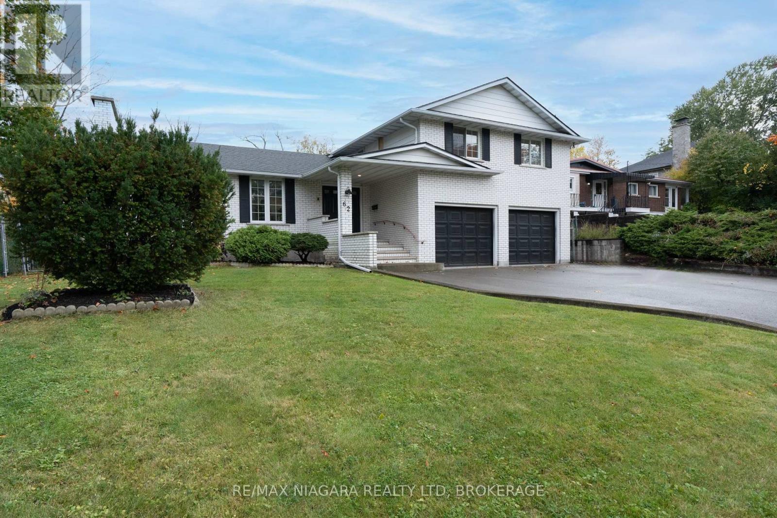 Detached at 62 BERTIE STREET, Fort Erie (Central)