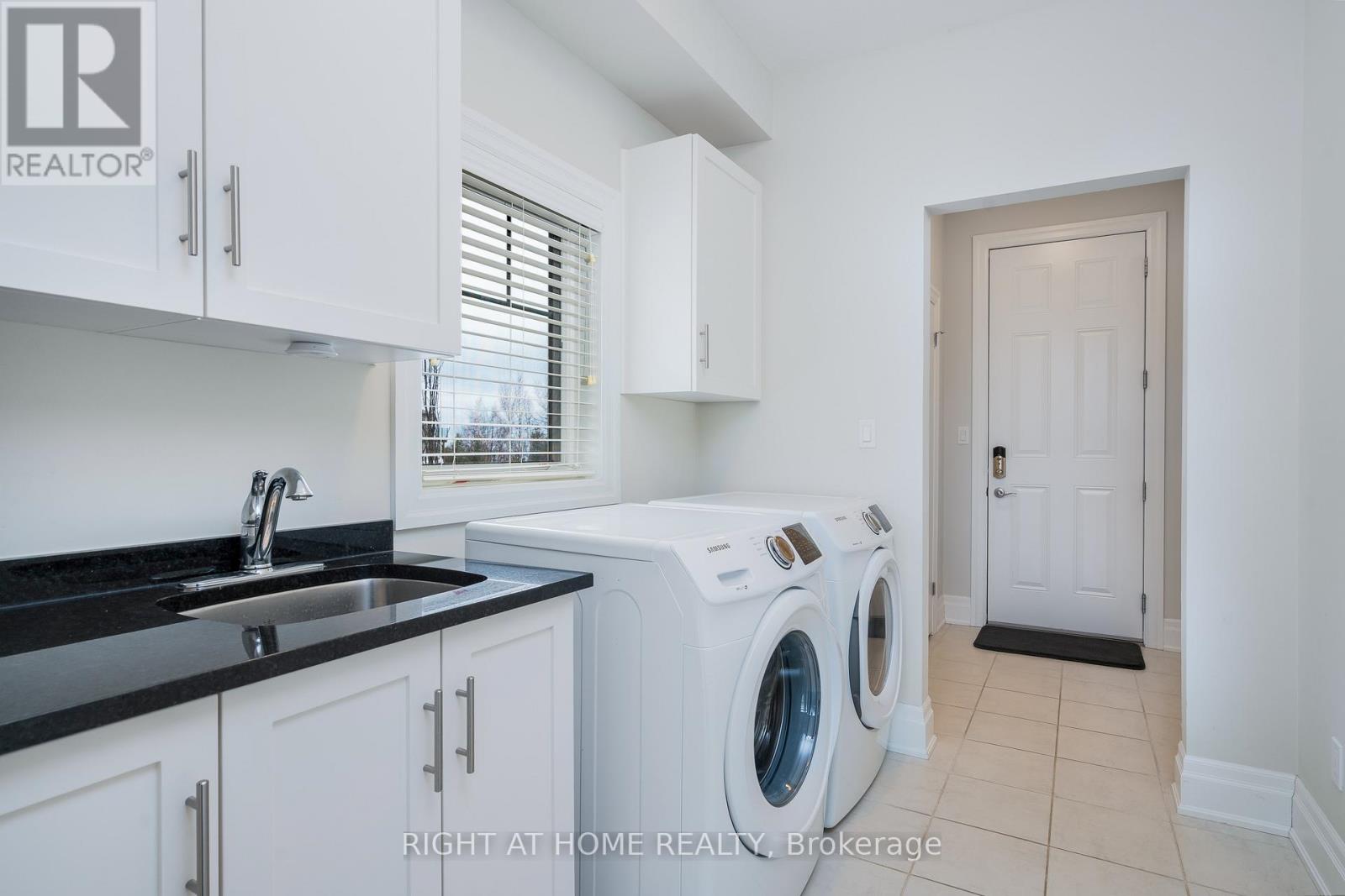 Detached at 124 WEST RIDGE DRIVE, Blue Mountains
