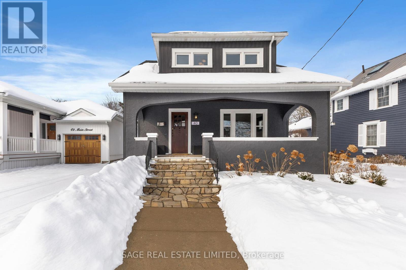 Detached at 40 MAIN STREET, St. Catharines (Port Dalhousie)