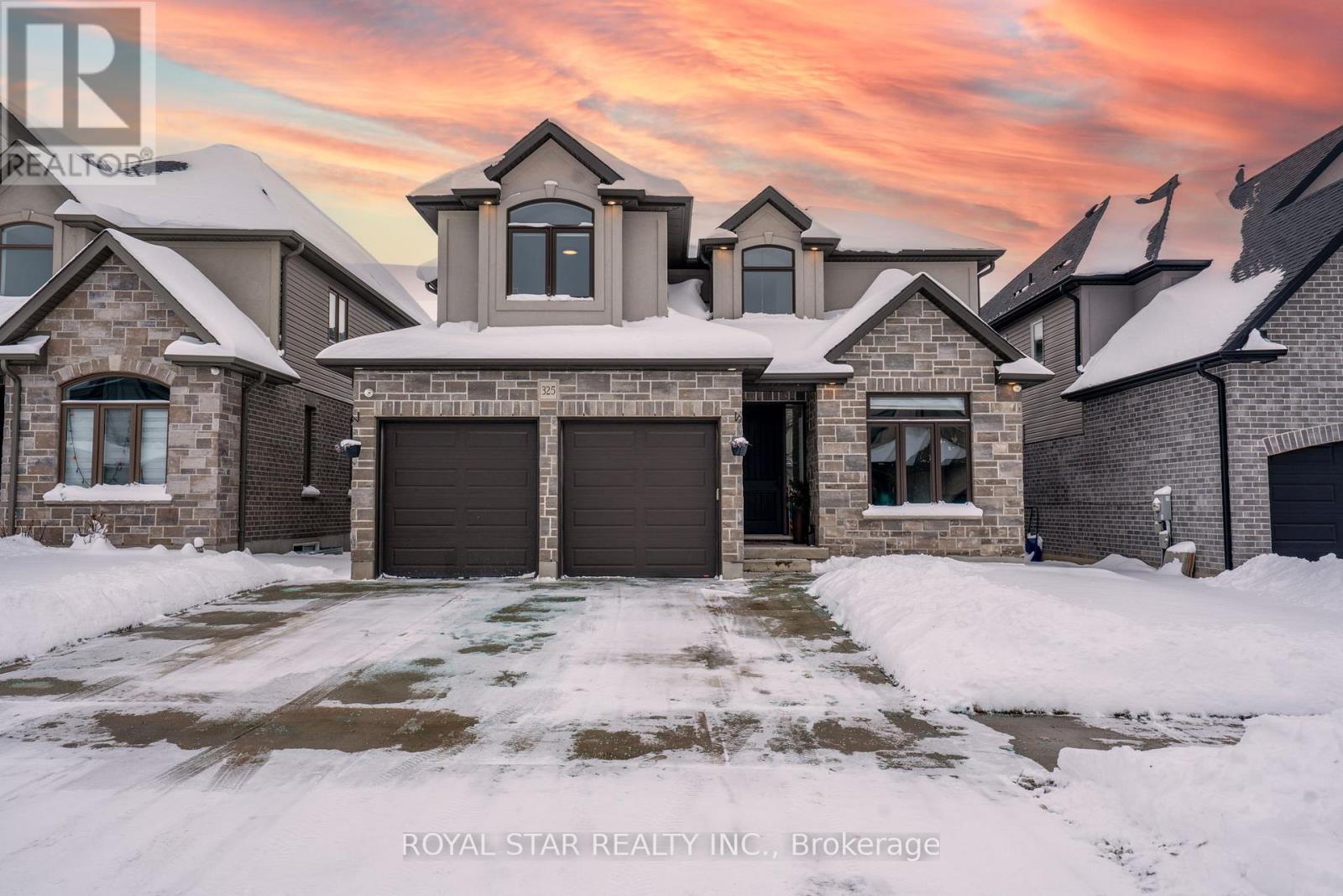 Detached at 325 MASTERS DRIVE, Woodstock (Woodstock - North)