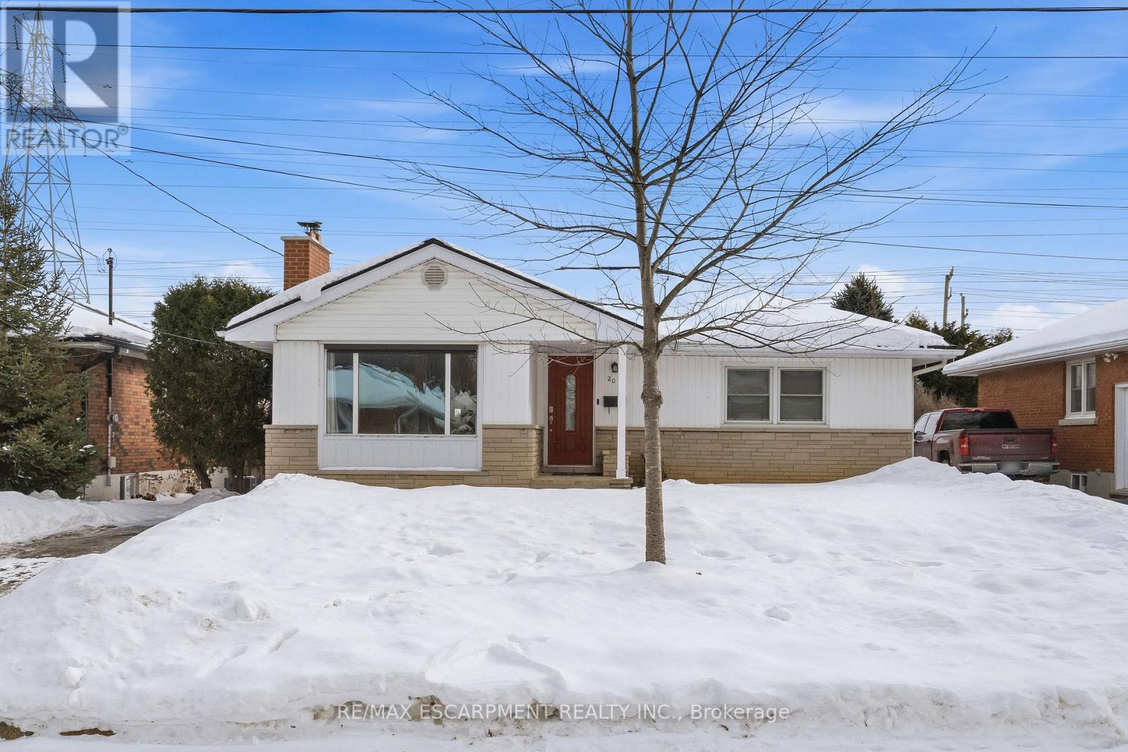 Detached at 20 SHIRLEY STREET, Hamilton (Dundas)