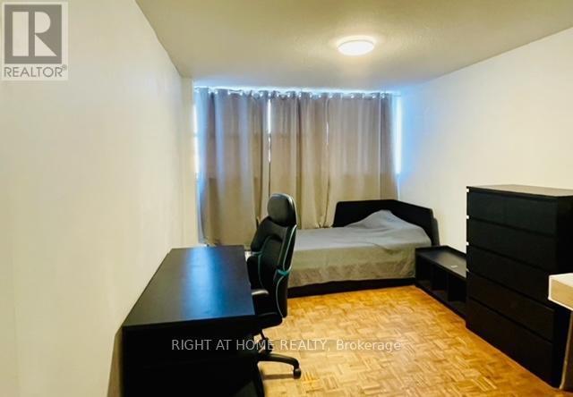 Apartment at 207 - 215 GLENRIDGE AVENUE, St. Catharines