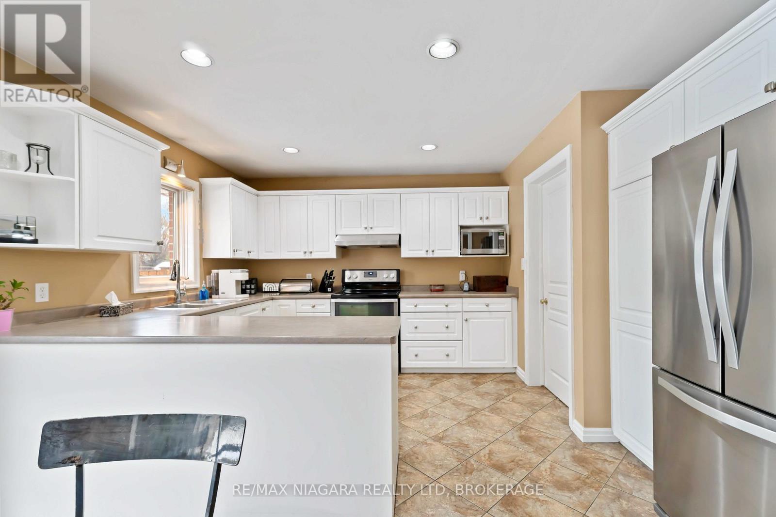 Detached at 7874 BISHOP AVENUE, Niagara Falls