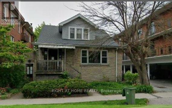 Detached at 995 MAIN STREET E, Hamilton (Crown Point)