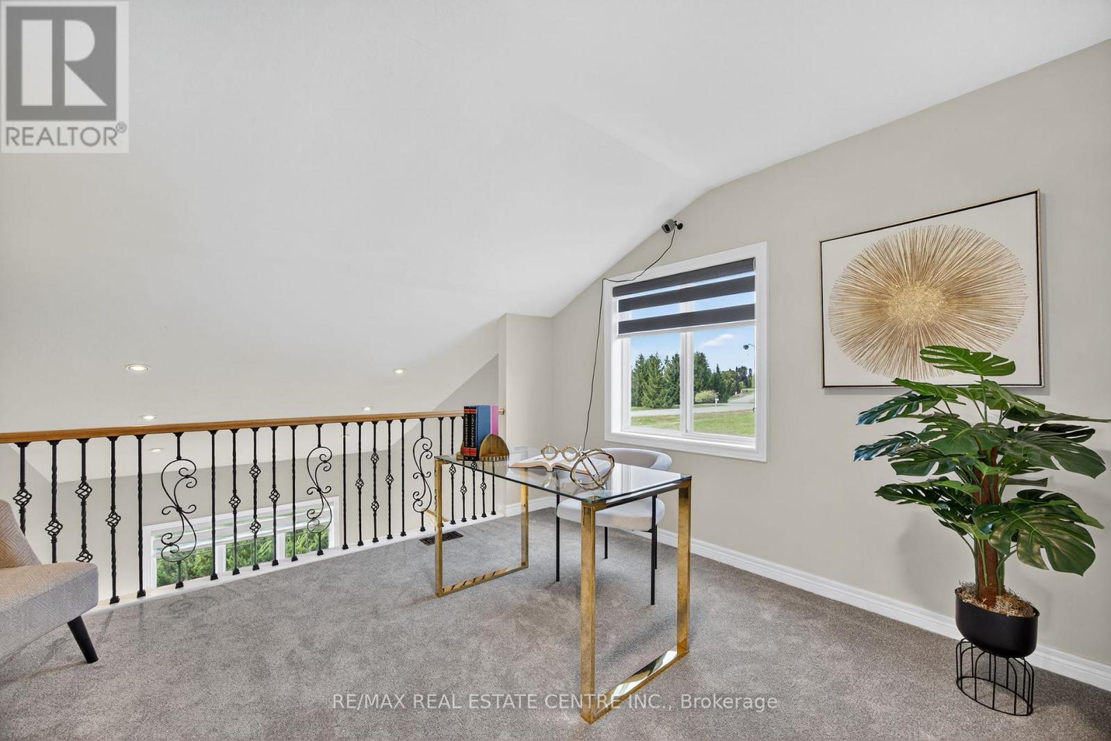 Detached at 37 WOODLAND DRIVE, East Garafraxa