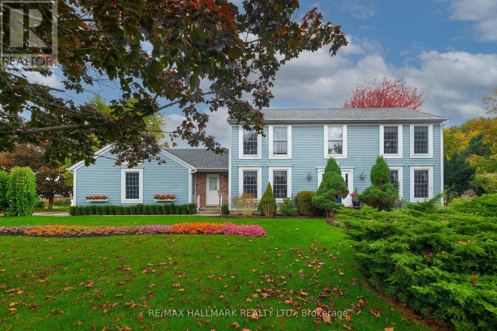 Detached at 1 LAURA SECORD PLACE, Niagara-on-the-Lake (Town)