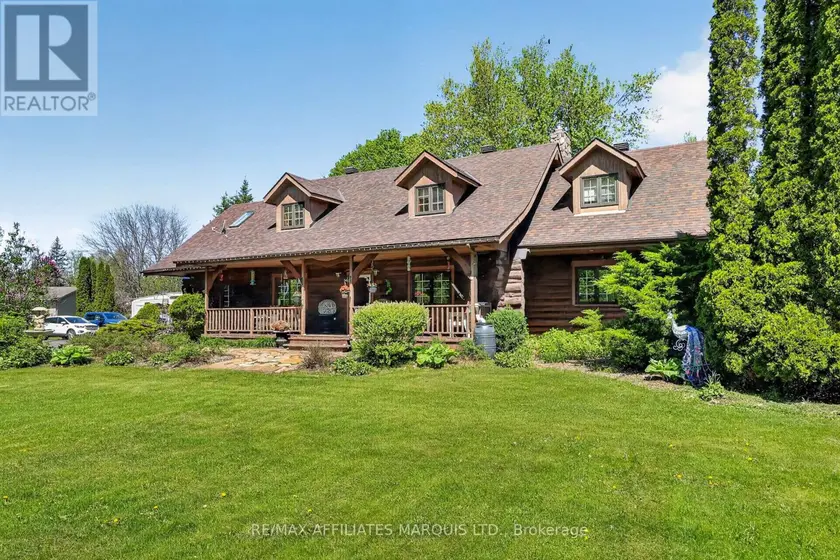 Detached at 16985 HEADLINE ROAD, South Stormont