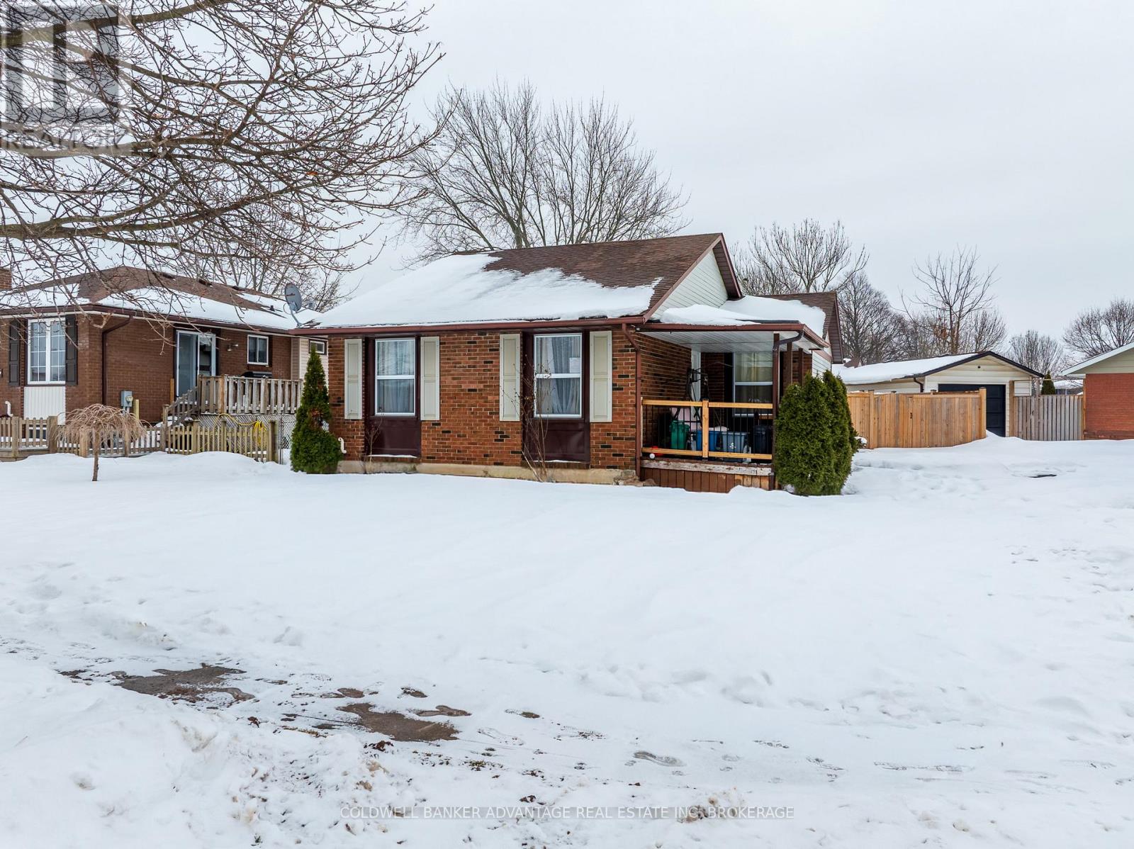 Detached at 25 NEWLEAF CRESCENT, Welland (N. Welland)