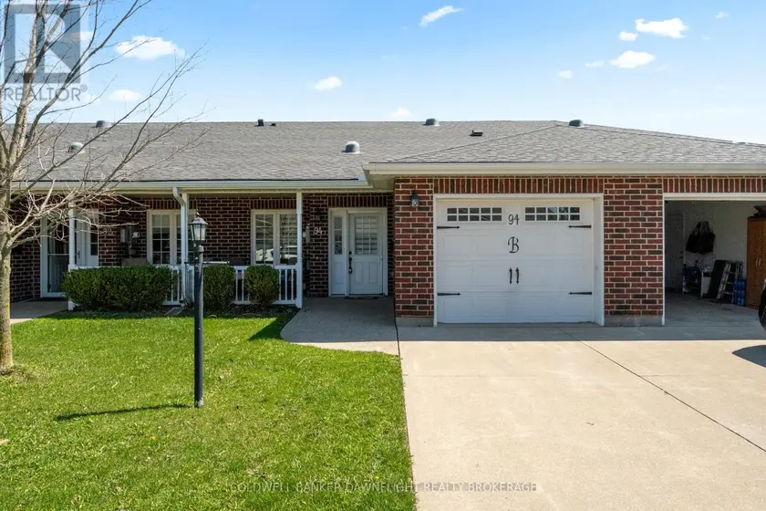 Townhouse at 94 REDFORD DRIVE, South Huron