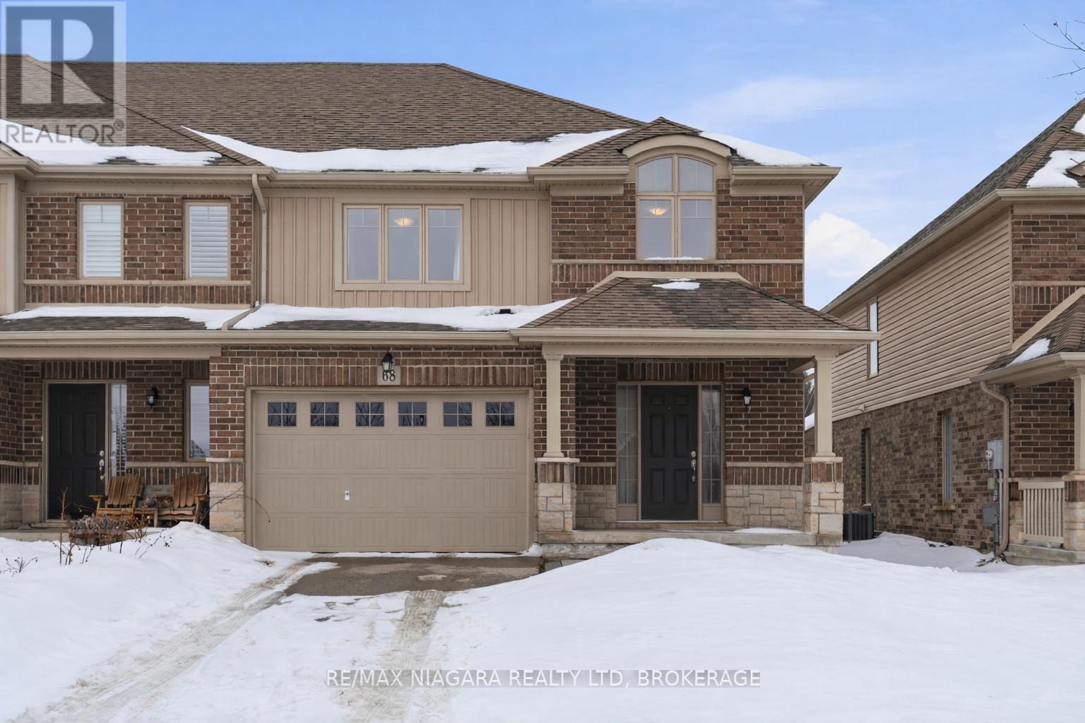 Townhouse at 68 ABBOTT PLACE, Pelham (Fonthill)