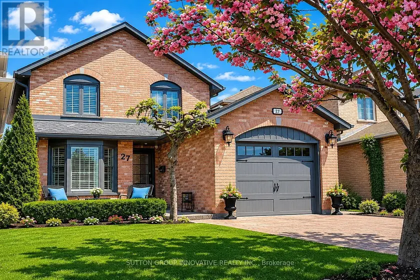 Detached at 27 BEAVERTON DRIVE, Hamilton
