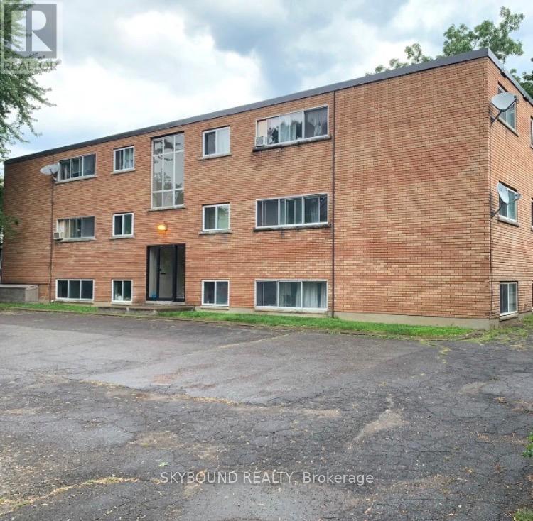 Multiplex at 5 NAPIER STREET, St. Catharines (Downtown)