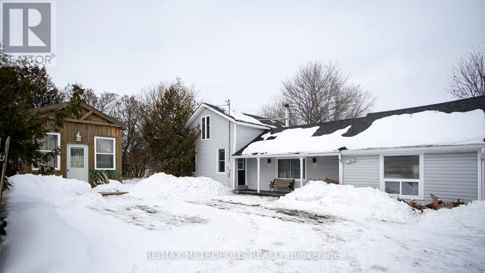 Detached at 2046 COUNTY 2 ROAD, Port Hope