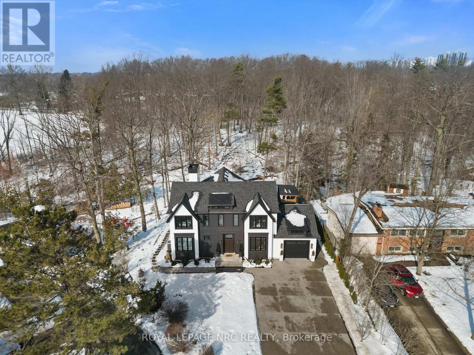Detached at 1 BRIARFIELD CRESCENT, St. Catharines