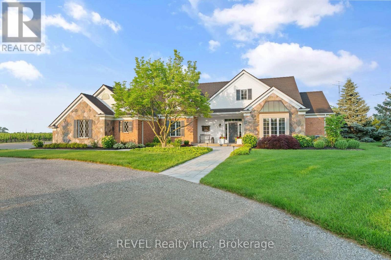 Detached at 1275 FOUR MILE CREEK ROAD, Niagara-on-the-Lake (Virgil)