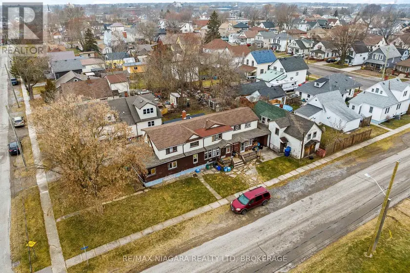 Multiplex at 48 JOHNSTON STREET, Port Colborne