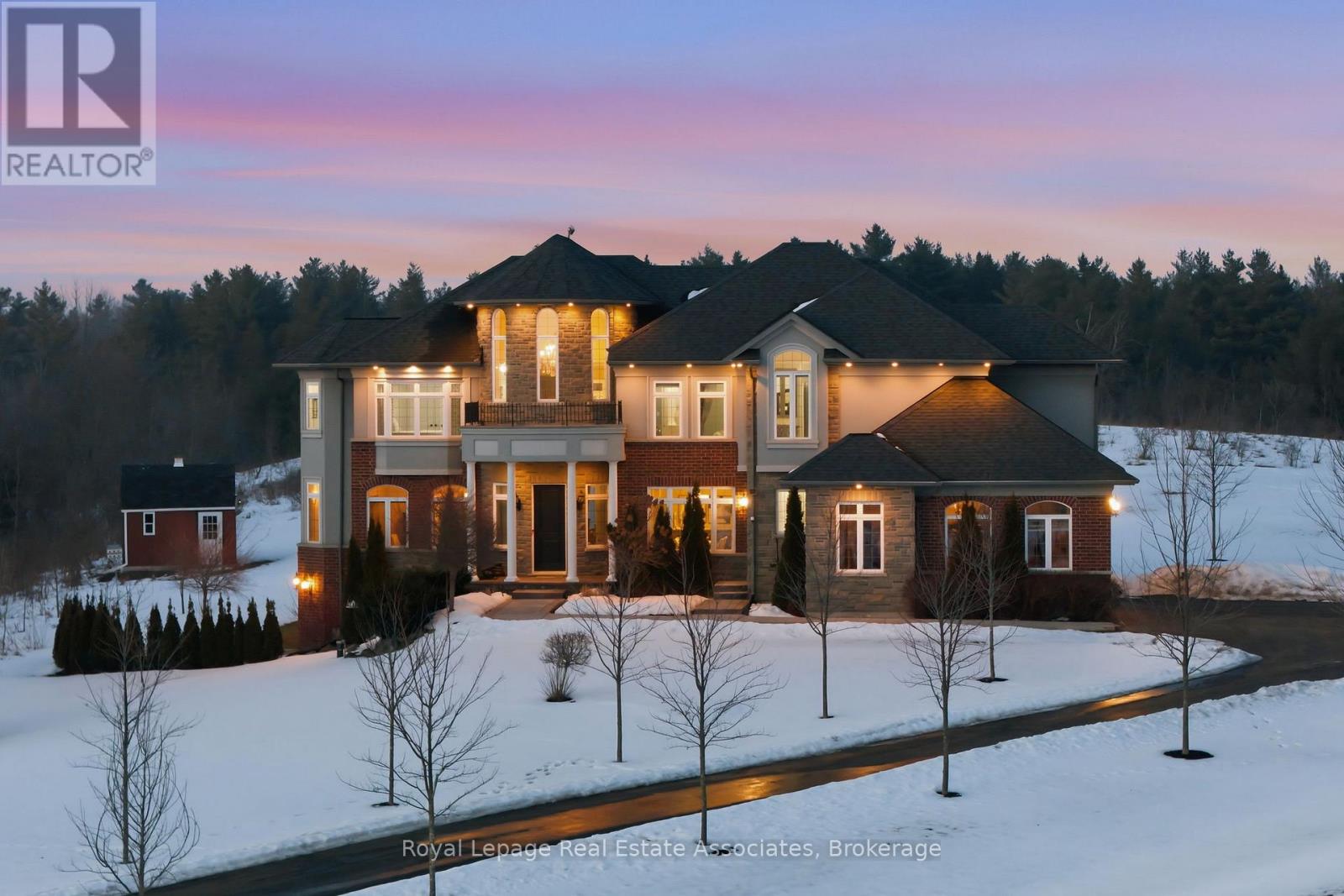 Detached at 100 CHESSWOOD TRAIL, Hamilton