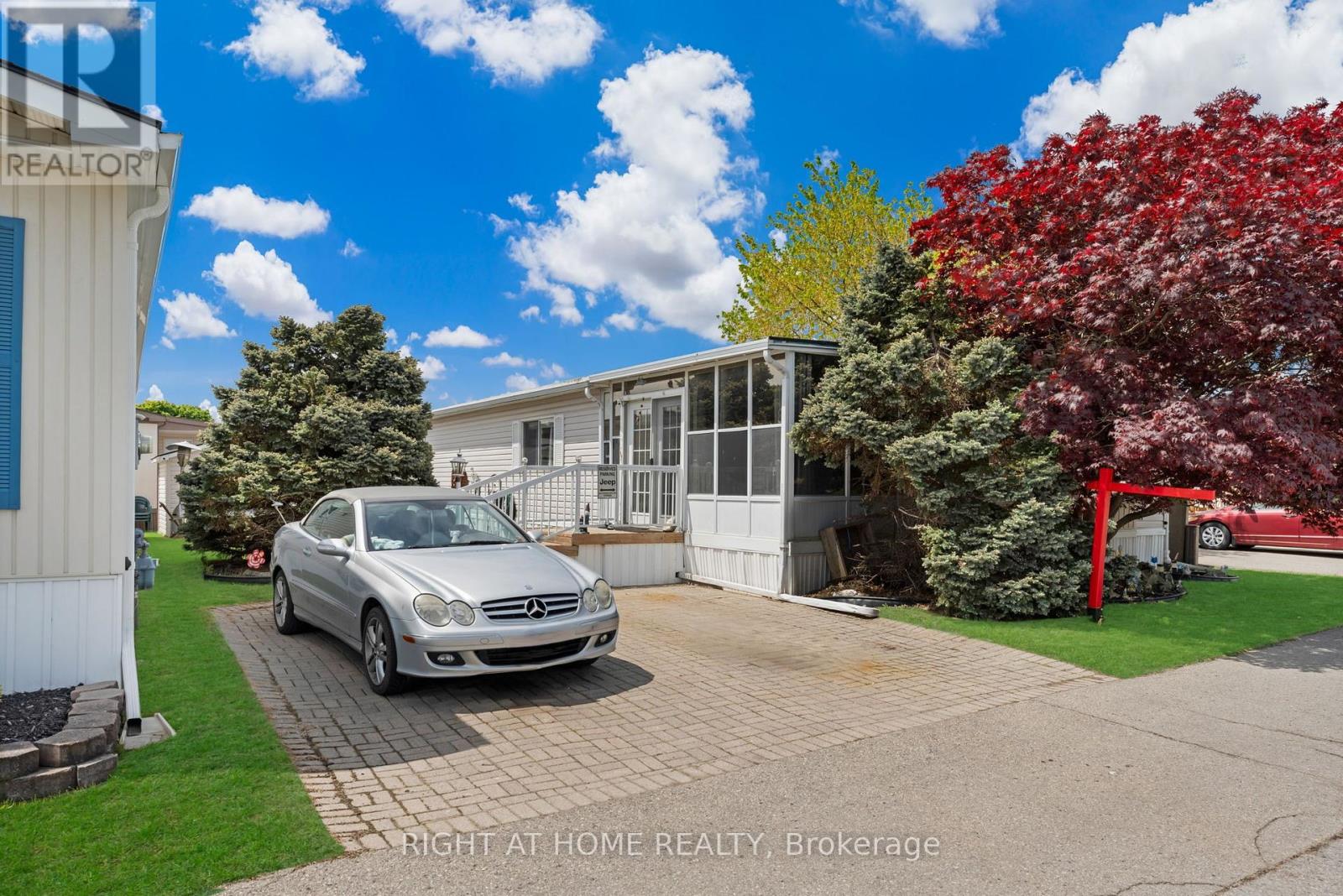 Detached at 8 - 3033 TOWNLINE ROAD, Fort Erie (Black Creek)