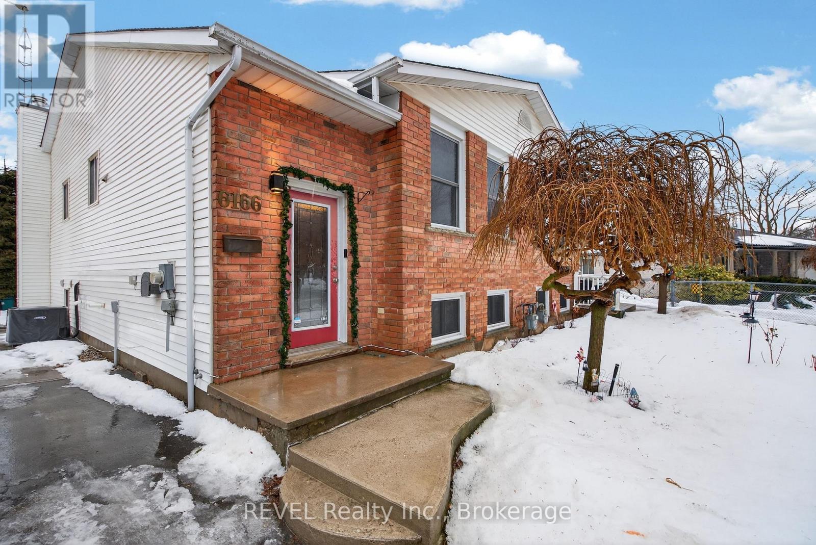 Semi-Detached/Link at UPPER - 6166 WILDROSE CRESCENT, Niagara Falls (Oldfield)