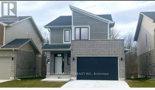 Detached at 2024 EVANS BOULEVARD, London South (South U)