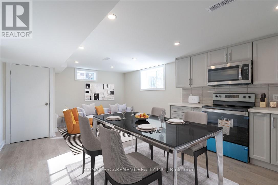 Detached at 2 - 749 UPPER OTTAWA STREET, Hamilton