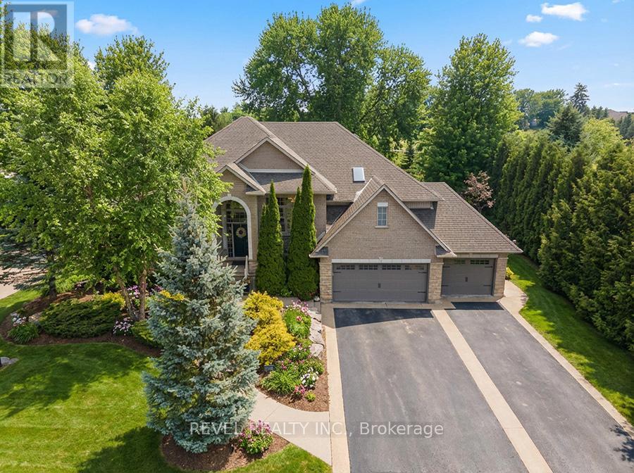 Detached at 1 FRANKS LANE, Brantford