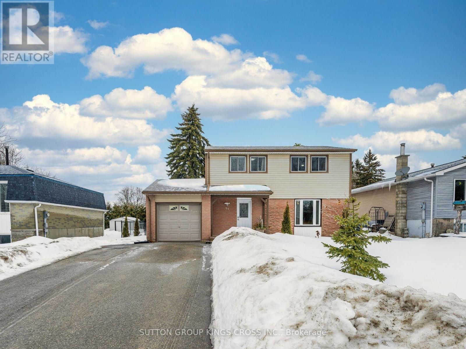 Detached at 11 BELLEFIELD CRESCENT, Wellington North (Arthur)