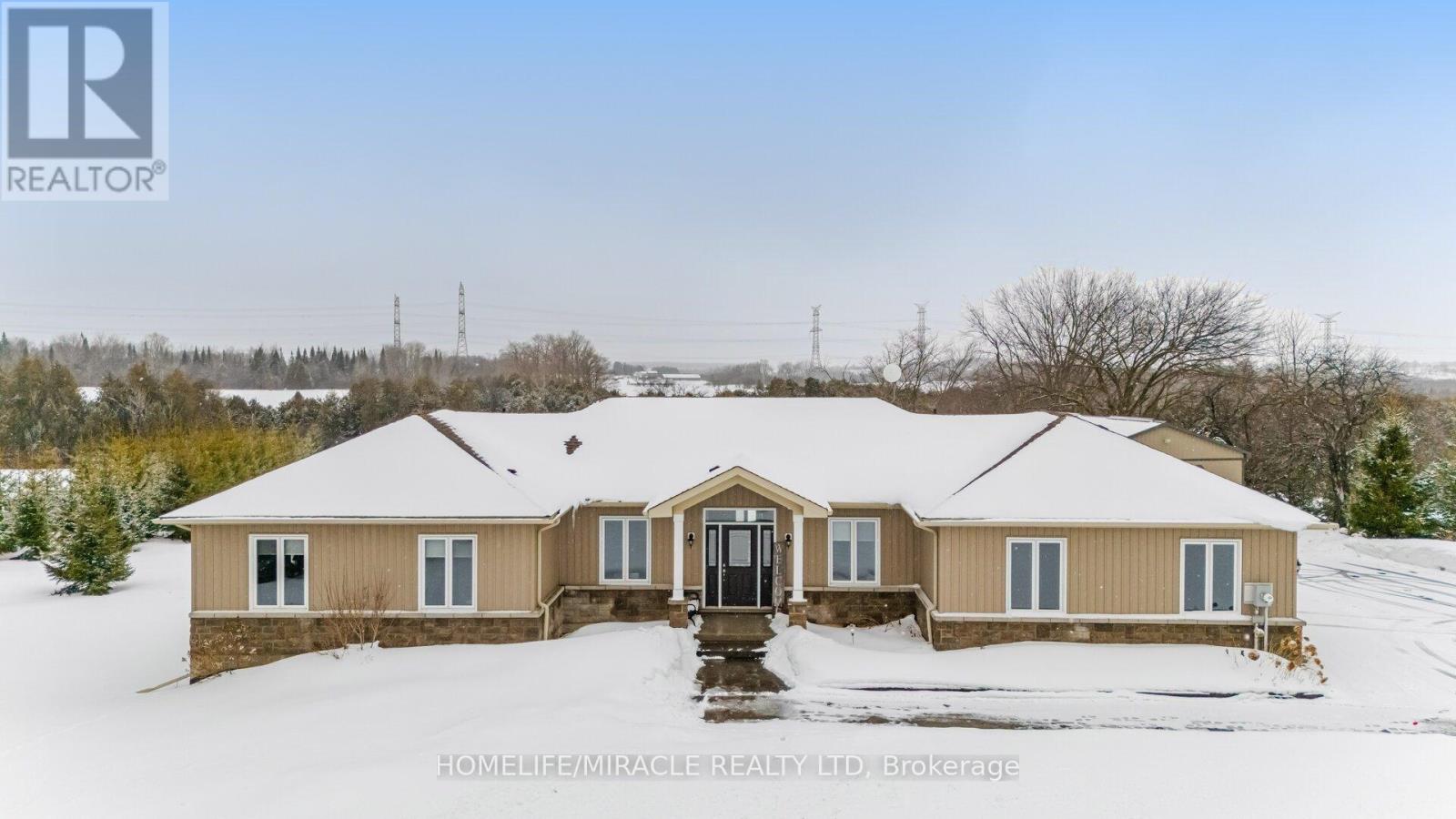 Detached at 112060 11TH LINE, East Garafraxa