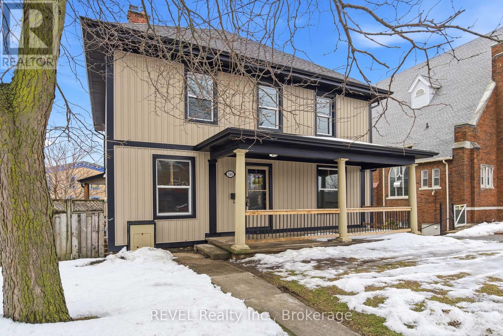 Multiplex at 184 QUEENSTON STREET, St. Catharines (E. Chester)