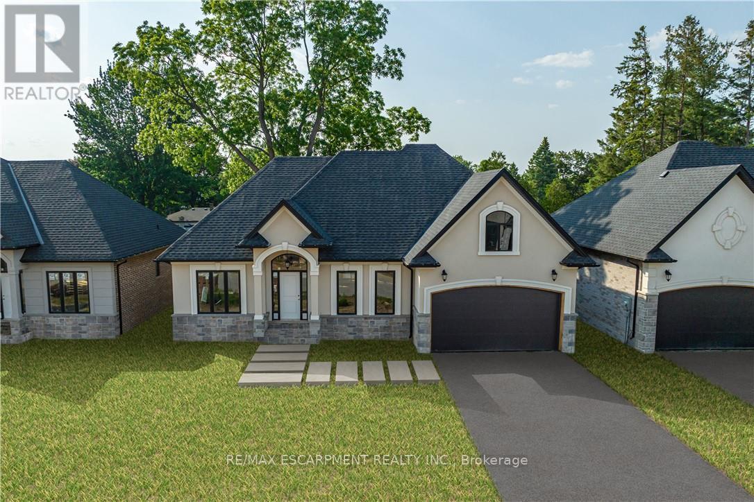 Detached at 57 CESAR PLACE, Hamilton (Ancaster)