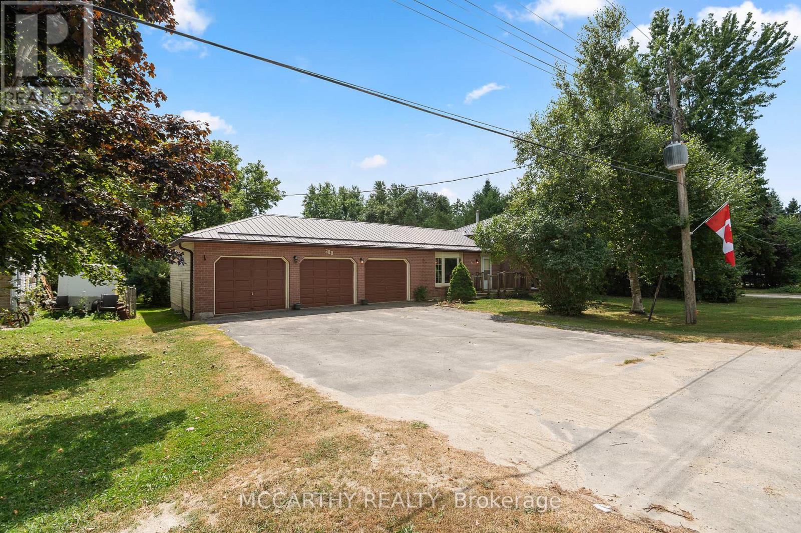 Detached at 380 MAIN STREET W, Southgate