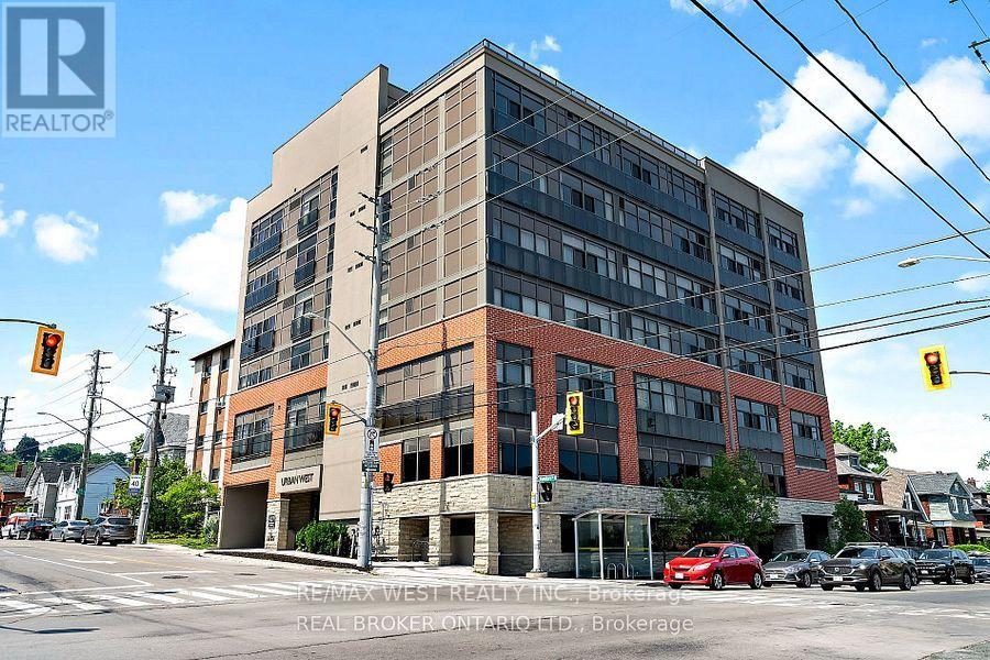 Apartment at 406 - 427 ABERDEEN AVENUE, Hamilton (Kirkendall)