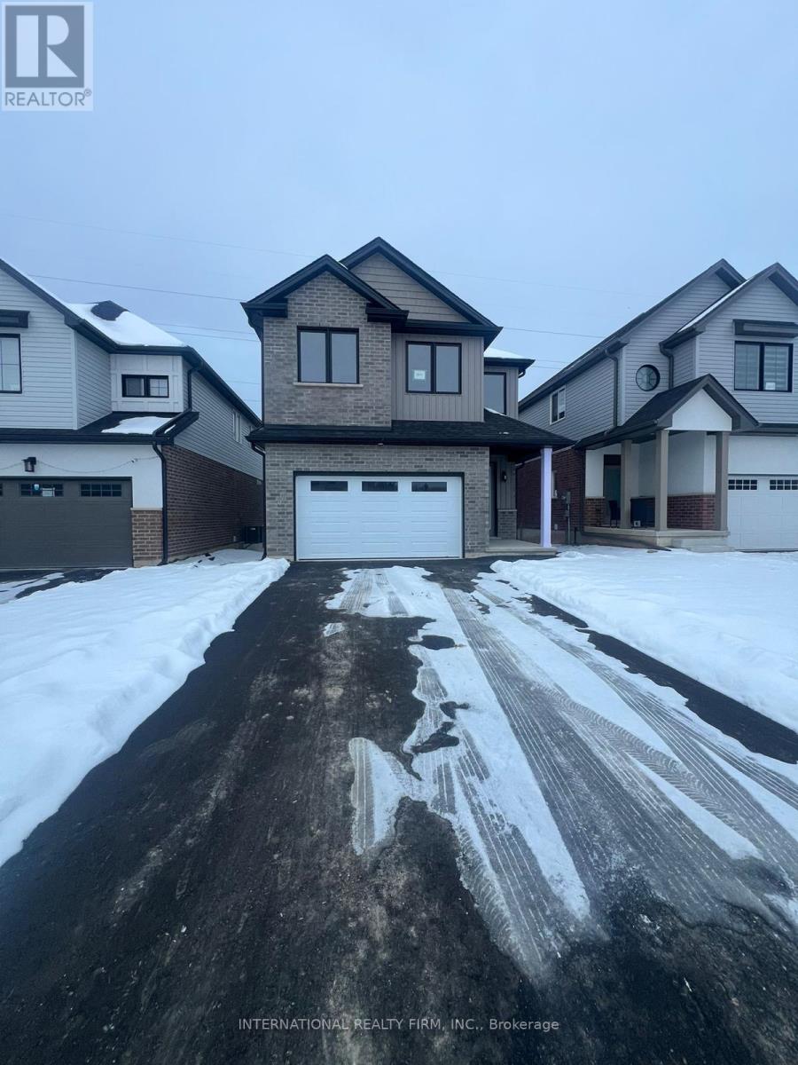Detached at 2671 BOBOLINK LANE, London South (South U)