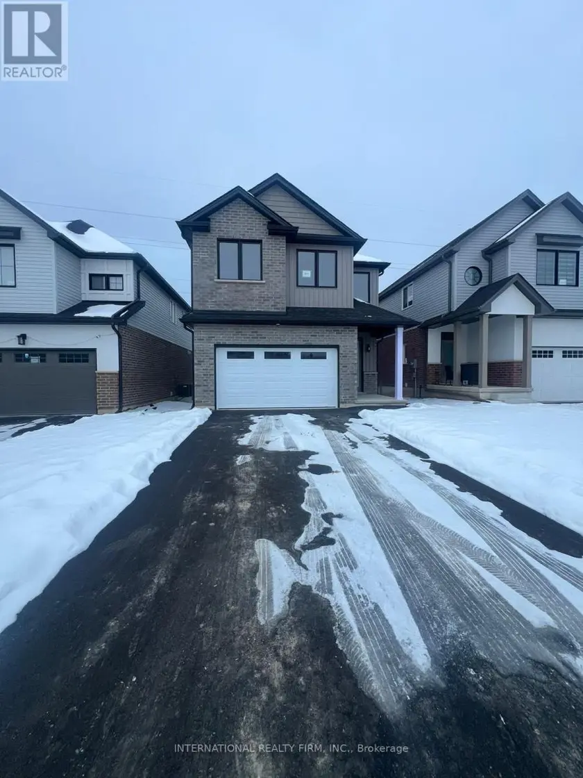 Detached at 2671 BOBOLINK LANE, London