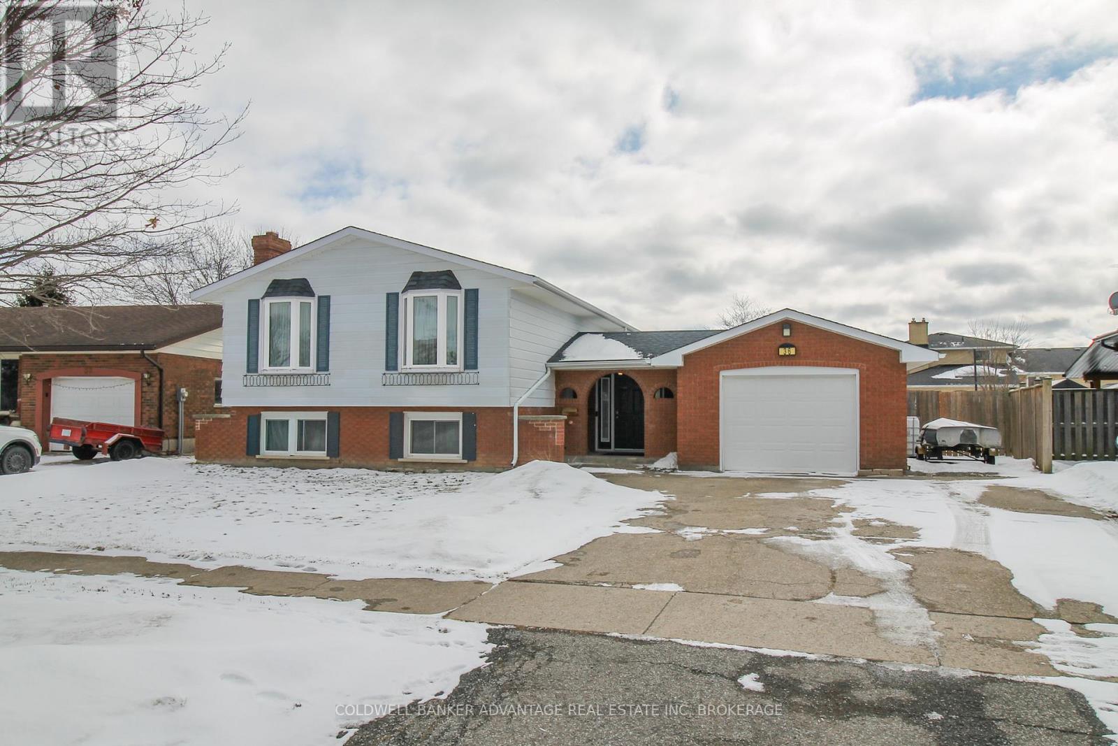 Detached at 36 WELLBROOK BOULEVARD, Welland (Prince Charles)