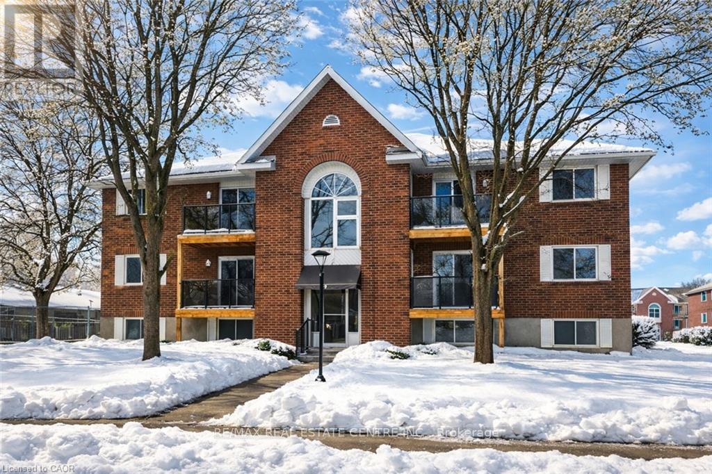 Apartment at 106 - 565 GREENFIELD AVENUE, Kitchener