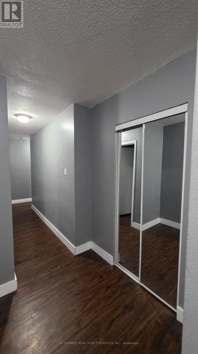 Townhouse at 21 - 15 NICKLAUS DRIVE, Hamilton