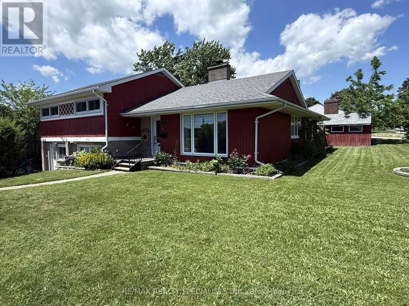 Detached at 302 KING STREET, Quinte West