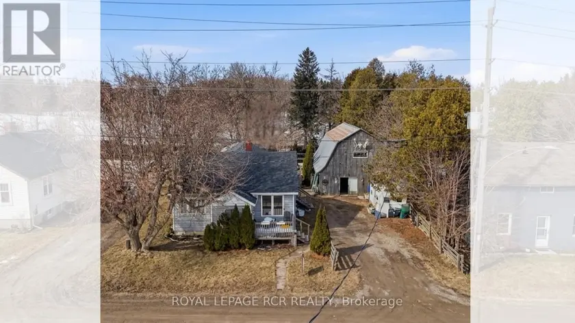 Detached at 8894 WELLINGTON 124, Erin