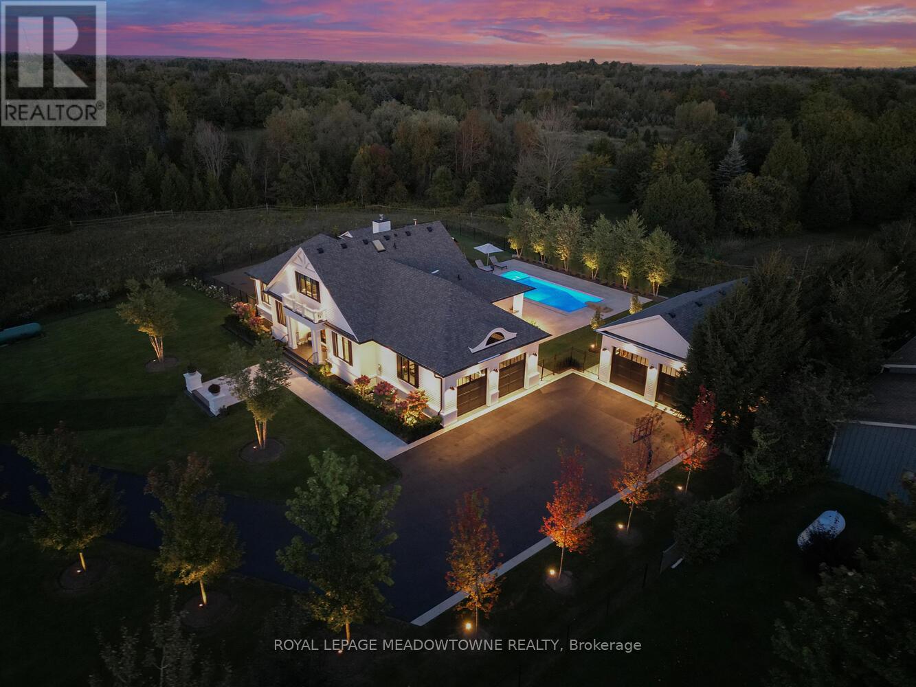 Detached at 9275 WELLINGTON RD 50, Erin