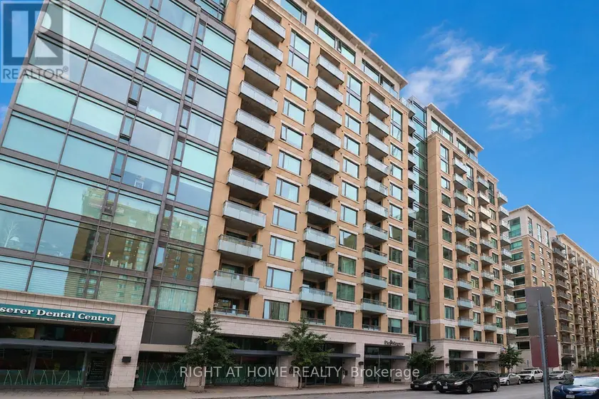 Apartment at 810 - 238 BESSERER STREET, Ottawa