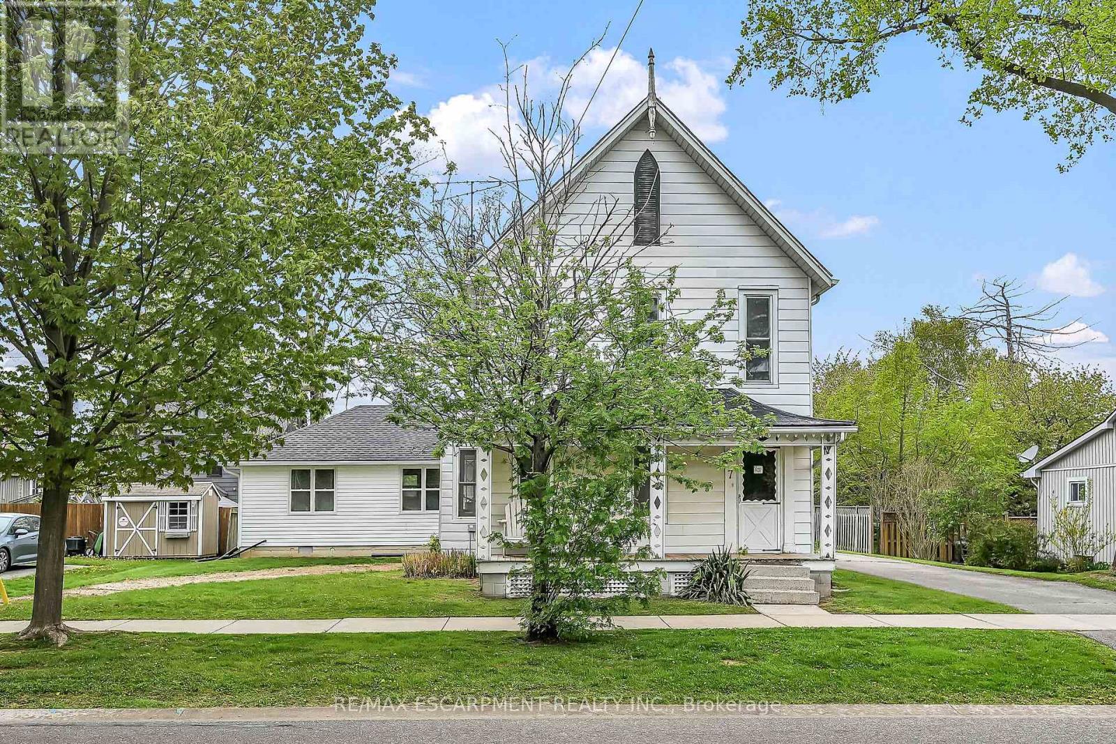 Detached at 7 GREENOCK STREET E, Norfolk (Port Dover)