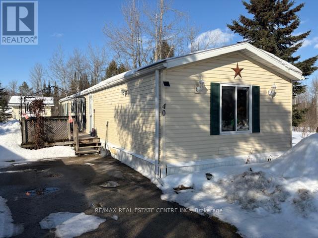 Detached at 40 MAPLE GROVE VILLAGE ROAD, Southgate