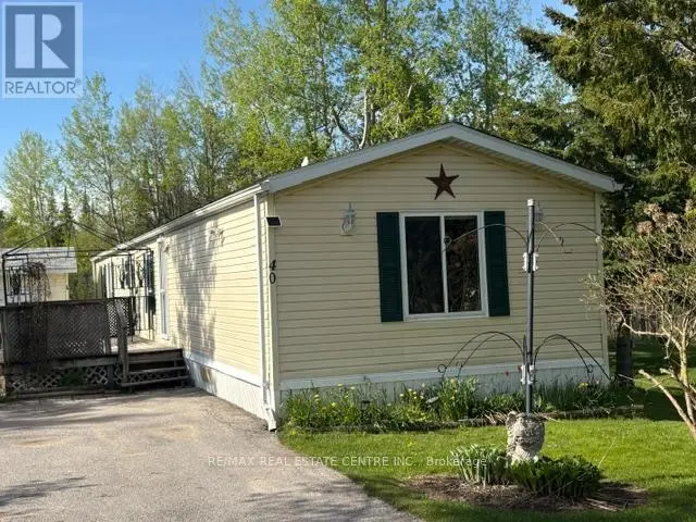 Detached at 40 MAPLE GROVE VILLAGE ROAD, Southgate