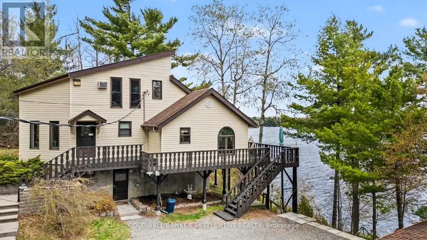 Detached at 601 PIKE LAKE RTE 6 ROUTE, Tay Valley