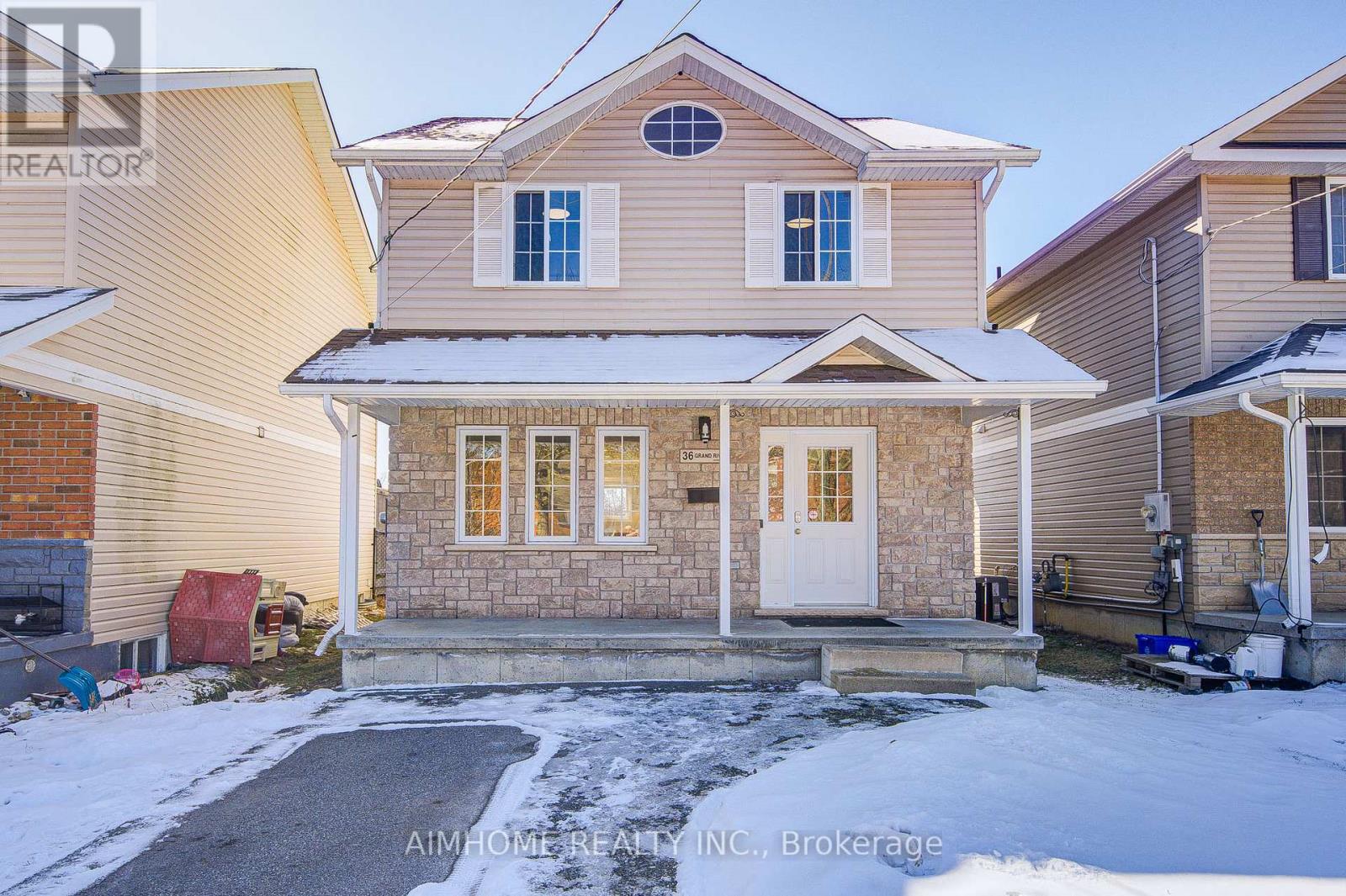 Detached at 36 GRAND RIVER AVENUE, Brantford