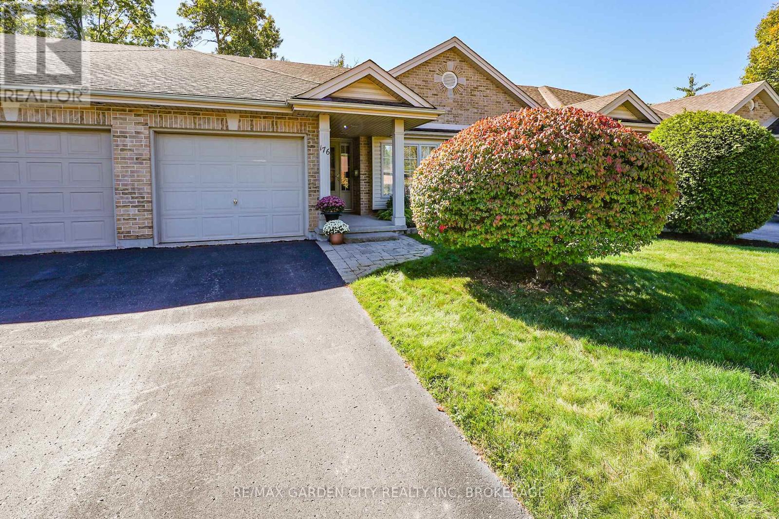 Townhouse at 176 BECKETT CRESCENT, Pelham (Fonthill)