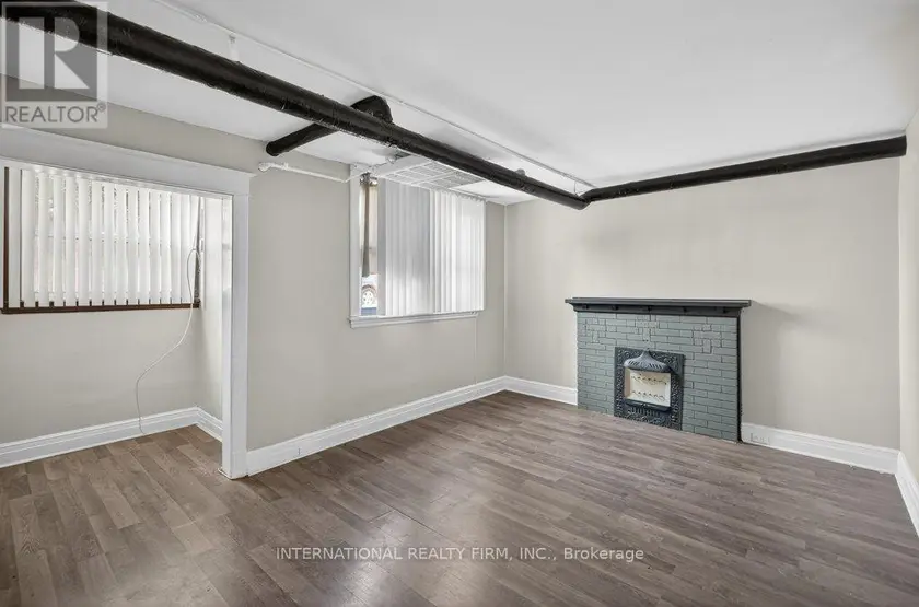 Multiplex at 2 - 109 BALSAM AVENUE S, Hamilton