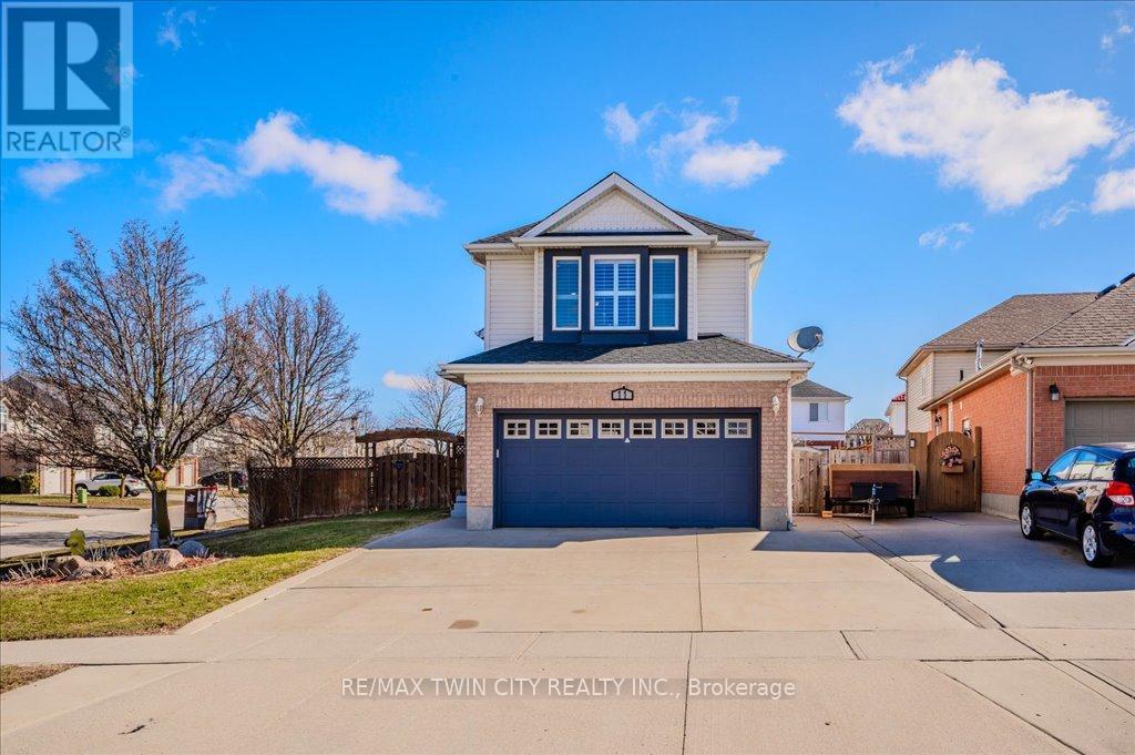 Detached at 11 ACORN WAY W, Cambridge