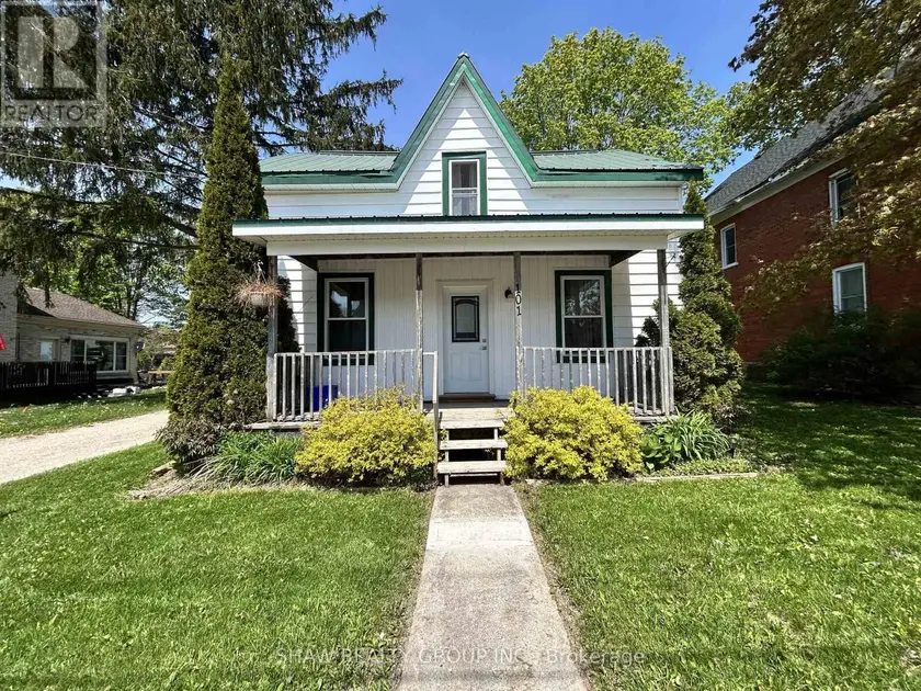 Detached at 101 JOHN STREET, North Huron